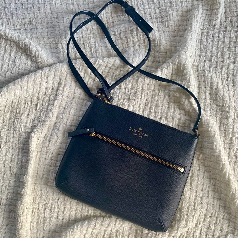 Kate Spade Black and Gold Zip Pouch